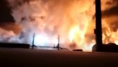 АПОКАЛИПТИЧНА СЦЕНА У РУСИЈИ: Велики пожар на нафтном пољу, ватра шикља у небо (ВИДЕО)
