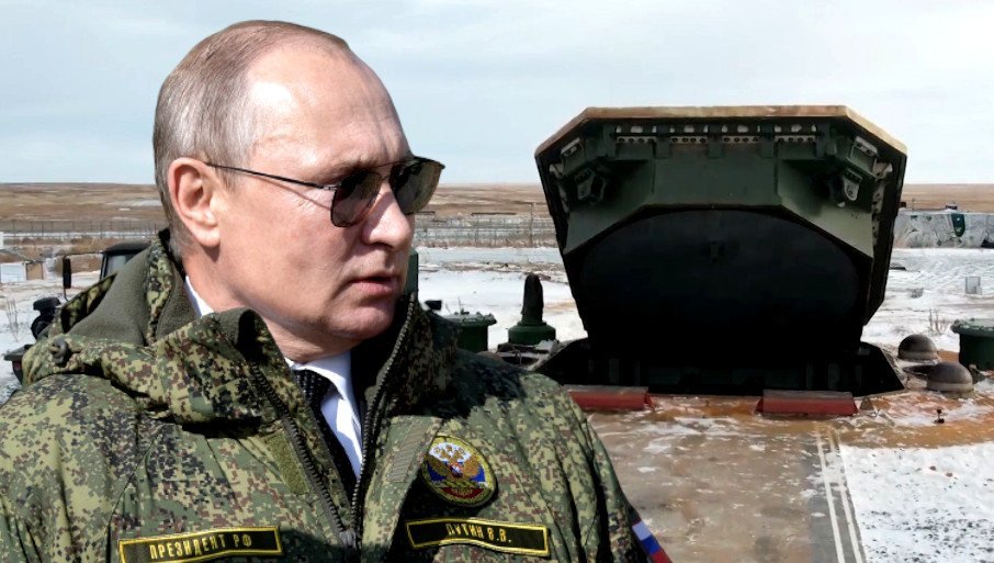 РУСИЈА ПРЕТВАРА СВОЈУ ВОЈСКУ У ВИСОКОТЕХНОЛОШКИ АРСЕНАЛ: Ово су најзначајније платформе будућности, а ево шта је следеће (ВИДЕО)