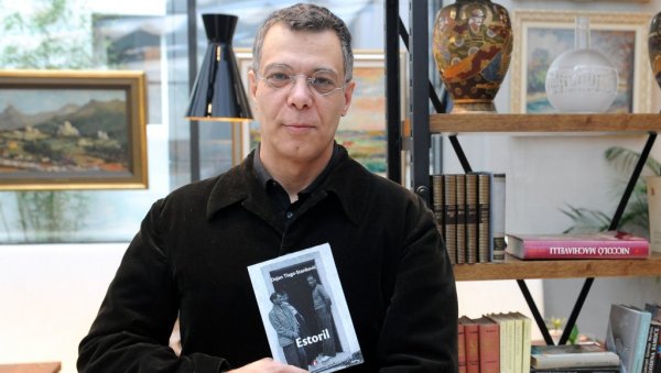 БИО ЈЕ НЕМИРНОГ ДУХА И БРЗЕ МИСЛИ: У свом дому у Лисабону изненада преминуо српски писац и преводилац Дејан Тиаго Станковић (1965-2022)