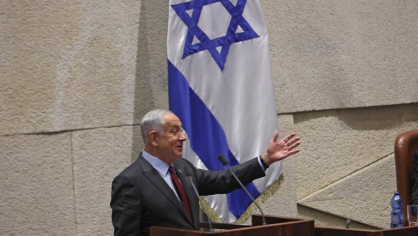УСПЕО САМ: Нетанјаху обезбедио договор о формирању нове владе