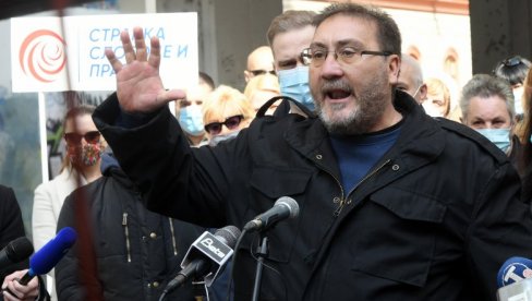 TEŠKA SVAĐA UNUTAR PARLAMENTARNE OPOZICIJE Bulatović: Nisam na protestima zato što ste ih zloupotrebili