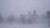 SMRTONOSNA ZIMSKA OLUJA U SAD: Zbog snežne oluje 900.000 domova i kompanija bez struje, otkazani letovi