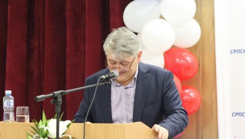 ODLUKA JASNA: Za predsednika OO SNS Mali Zvornik jednoglasno ponovo izabran Zoran Jevtić