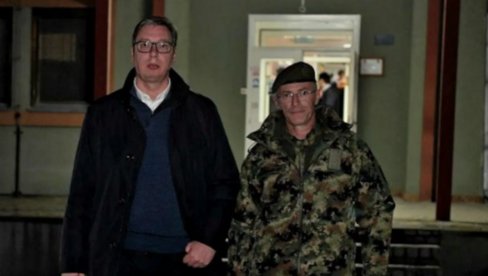 NOVE INFORMACIJE IZ RAŠKE: Vučić u ponoćnoj šetnji sa načelnikom Generalštaba