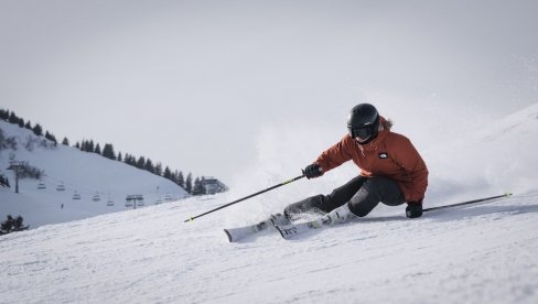 ТРАГЕДИЈА У АУСТРИЈИ: Погинула два немачка тинејџера на скијању, пали са литице високе 60 метара
