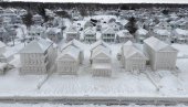 KUĆE OKOVANE LEDOM OD TEMELJA DO KROVA: Nestvarni prizori nakon snažne zimske oluje u Kanadi (FOTO)