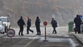KURTIJEVA POLICIJA NE DOZVOLJAVA ULAZAK U POKRAJINU: Treći Dan žalosti u srpskim sredinama na KiM, Jarinje i Brnjak i dalje zatvoreni