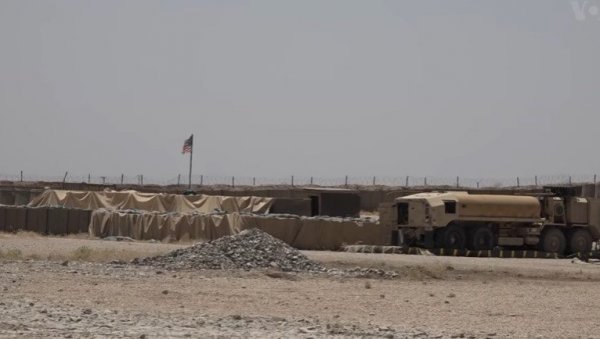 ИЗНЕНАДНА ПОСЕТА: Амерички командант стигао у базу САД на северу Сирије