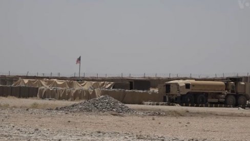 IZNENADNA POSETA: Američki komandant stigao u bazu SAD na severu Sirije