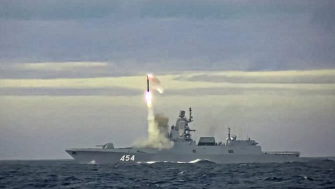 RUSKA RAKETNA FREGATA SA HIPERSONIČNIM RAKETAMA UPLOVILA U SREDOZEMLJE: NATO budno prati, brod krenuo prema luci Tartus