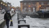 КАЛИФОРНИЈА НА УДАРУ ЦИКЛОН БОМБЕ: Ванредно стање због олује, наређена евакуација
