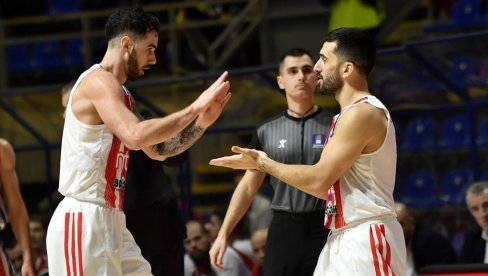 НАКОН МОНЕКЕА, ИЗНЕНЕЂЕЊЕ: Звезда жели да врати Аргентинца ког су навијачи обожавали