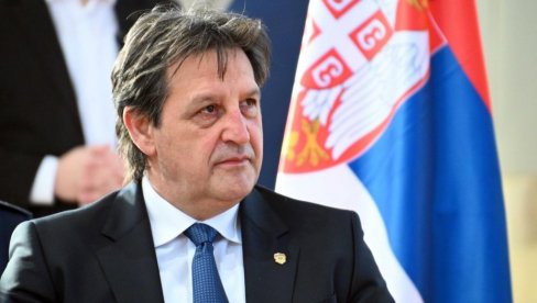 ZA KRIMINALCE U NAŠOJ ZEMLJI NEMA MESTA: Gašić čestitao pripadnicima MUP nakon filmske akcije u Novom Sadu