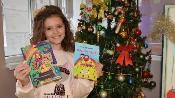 МАГИЧНИ СВЕТ ЛАНИНОГ СТИХА: Девојчица из Јагодине објављује песме - Покушавам да свакога развеселим