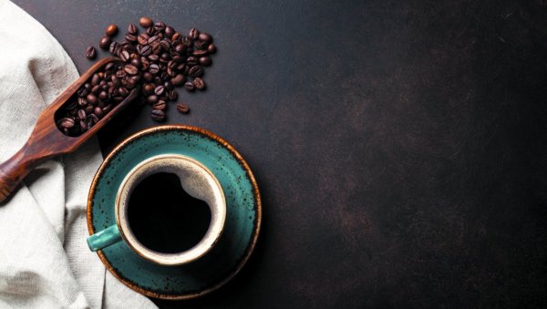 ОПРЕЗ АКО ИМАТЕ ВИСОК ПРИТИСАК: Оболели од хипертензије, не пијте више од једне шољу кафе дневно