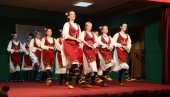 RAZDRAGANO PRAZNIČNO KOLO:  Božićnog godišnjeg koncerta članova Kulturno umetničkog društva Dositej Obradović(FOTO)