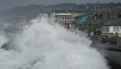 VANREDNO STANJE U KALIFORNIJI: Bajden odobrio, posle oluje koja je odnela najmanje 12 života