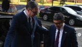 ČAST MI JE DA UGOSTIM PRIJATELJA NAŠE ZEMLJE: Predsednik Vučić na sastanku sa šeikom Abdulom bin Zajedom (FOTO)