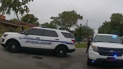 NESVAKIDAŠNJI INCIDENT: Žir pao na patrolno vozilo, policajac mislio da je pucanj pa "uzvratio vatru" (VIDEO)