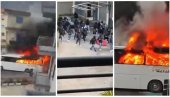 PAGANI! Javnost zgrožena novim divljanjem huligana, presreli navijače rivala i zapalili autobus (VIDEO)