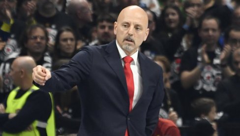 VELIKI IZAZOV ZA SAŠU OBRADOVIĆA: Zvezda u problemu pred Žalgiris, nema ko da igra beka