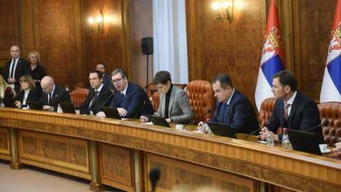 VERUJEM DA ĆE ONA BITI VAŽNA Vučić saopštio - Vandredna sednica vlade u nedelju