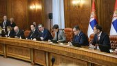 ZAVRŠENA SEDNICA VLADE O KIM: Predsednik Vučić informisao premijerku i ministre o sastanku sa međunarodnom „petorkom”