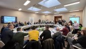 PLANSKI RAZVOJ TURIZMA NA NAUČNOJ OSNOVI : Održana javna rasprava o Nacrtu programa razvoja turizma u Vojvodini