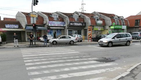 NEVEROVATNO: Ovo je najčudniji semafor u Srbiji (FOTO)