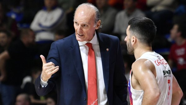 НИСАМ ЗАДОВОЉАН КАКО ЈЕ КАМПАЦО ИГРАО: Душко Ивановић није хвалио Аргентинца, али јесте младог центра