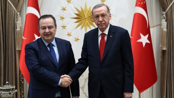 ДАЧИЋ СА ЕРДОГАНОМ: Турска је за поштовање раније потписаних споразума са Приштином