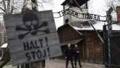 ŠTA NAM GOVORI BRUKA U AUŠVICU: Rusi od oslobodilaca postali - nacisti