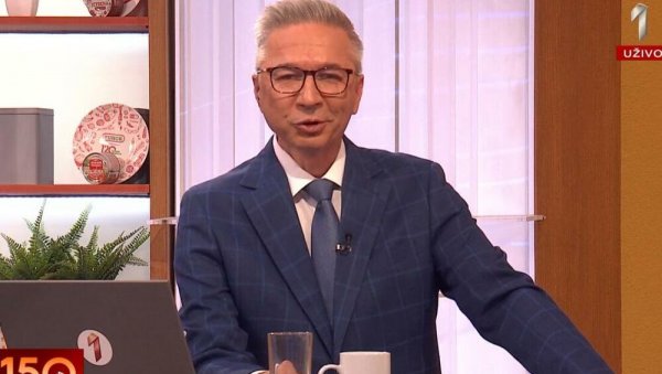 ДРАГИ МОЈИ, ПОСЛЕДЊИ ПУТ ВАМ СЕ ОБРАЋАМ Дејан Пантелић се емотивним речима опростио од гледалаца - Повлачим се са овог места