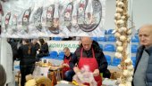 ЗА МНОГЕ ГУРМАНЕ ЈЕ ПРИРОДНИ АФРОДИЗИЈАК: Десети Сајам пеглане кобасице у Пироту, кило до 4.000 динара, а Нинослав најбољи мајстор