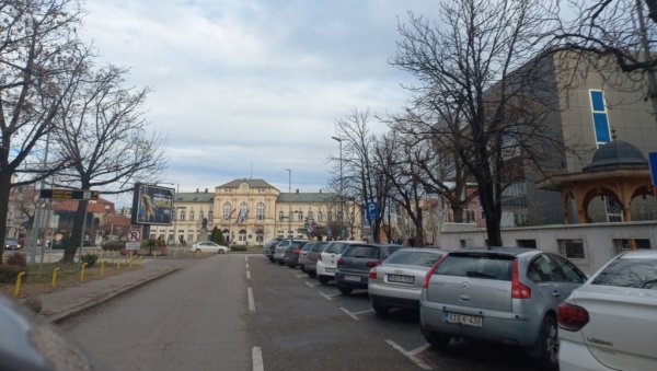 ОТВОРЕНЕ 396 РАДЊЕ: Семберски предузетници и занатлије, упркос свему, витални