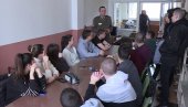 MLADI U JAGODINI HOĆE U UNIFORMU: Sve veće interesovanje za dobrovoljno služenje vojnog roka