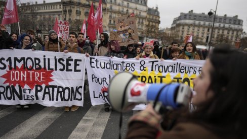 FRANCUSKA SE OPET DIGLA NA NOGE: Protest protiv kasnog odlaska u penziju