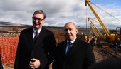 VUČIĆ U BUGARSKOJ: Predsednik obišao gradilište na kojem počinju radovi na gasnom interkonektoru (FOTO)