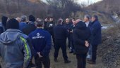 MIRAN PROTEST OKUPLJENIH MEŠTANA U DRENU: Prisutni i pripadnici tzv. kosovske policije