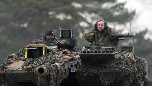 KRATAK DOMET ZA PROLEĆNU OFANZIVU: Kijevu stiže od 120 do 140 oklopnih vozila, Francuska daje i 12 topova