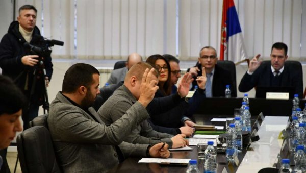 ПАРТИЈАМА ЧЕТИРИ МИЛИОНА: Расподела новца изборним листама у Краљеву