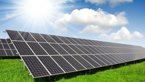 SKORO STOTINU INVESTITORA ČEKA DOZVOLU: Za solarne elektrane veliko interesovanje, ali  mreža ograničena