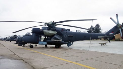 ПОГЛЕДАЈТЕ - ЛЕТЕЋИ ТЕНКОВИ НА НЕБУ ШУМАДИЈЕ: У току реализација летачке обуке РВ на хеликоптерима Ми-35 и гама