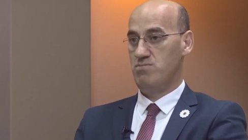 САЛКИЋ ДОБИО ПОЗИВ НА ПРОСЛАВУ ДАНА РЕПУБЛИКЕ, ПА ПОБЕСНЕО: „Поднећу кривичну пријаву против Додика!“