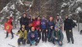 NI VETAR I SNEG IH NISU SPREČILI: Uspešan 9. uspon na Babičku goru (VIDEO)