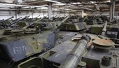 ТЕНКОВИ ЋЕ КРЕНУТИ У УКРАЈИНУ: Немачка влада одобрила испоруку Кијеву 178 тенкова леопард 1