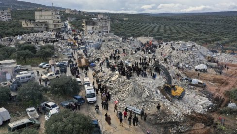 GDE MI JE TATA? Čudesno spasavanje 60 sati nakon zemljotresa, iz ruševina u Turskoj izvučeno i dvoje dece (VIDEO)
