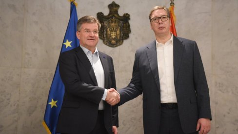 VUČIĆ SUTRA SA LAJČAKOM: Predsednik Srbije razgovaraće sa specijalnim predstavnikom EU za dijalog Beograda i Prištine
