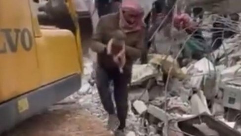 ČUDO U SIRIJI: Tek rođena beba spašena iz ruševina - sam Bog je spasio (UZNEMIRUJUĆI VIDEO)