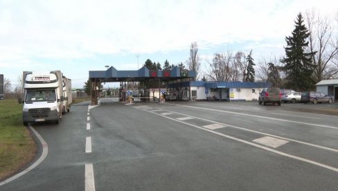 SEDAM TRAKA NA ULAZU U SRBIJU:  Sve spremno za proširenje graničnog prelaza Bački Breg - Santovo